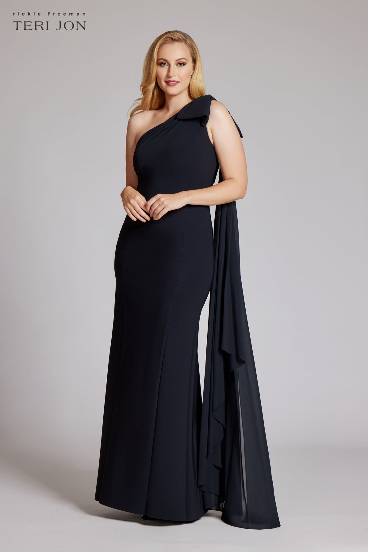 Color_Black plus size image